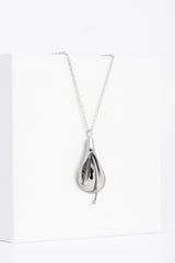 Calla Lily Pendant Necklace