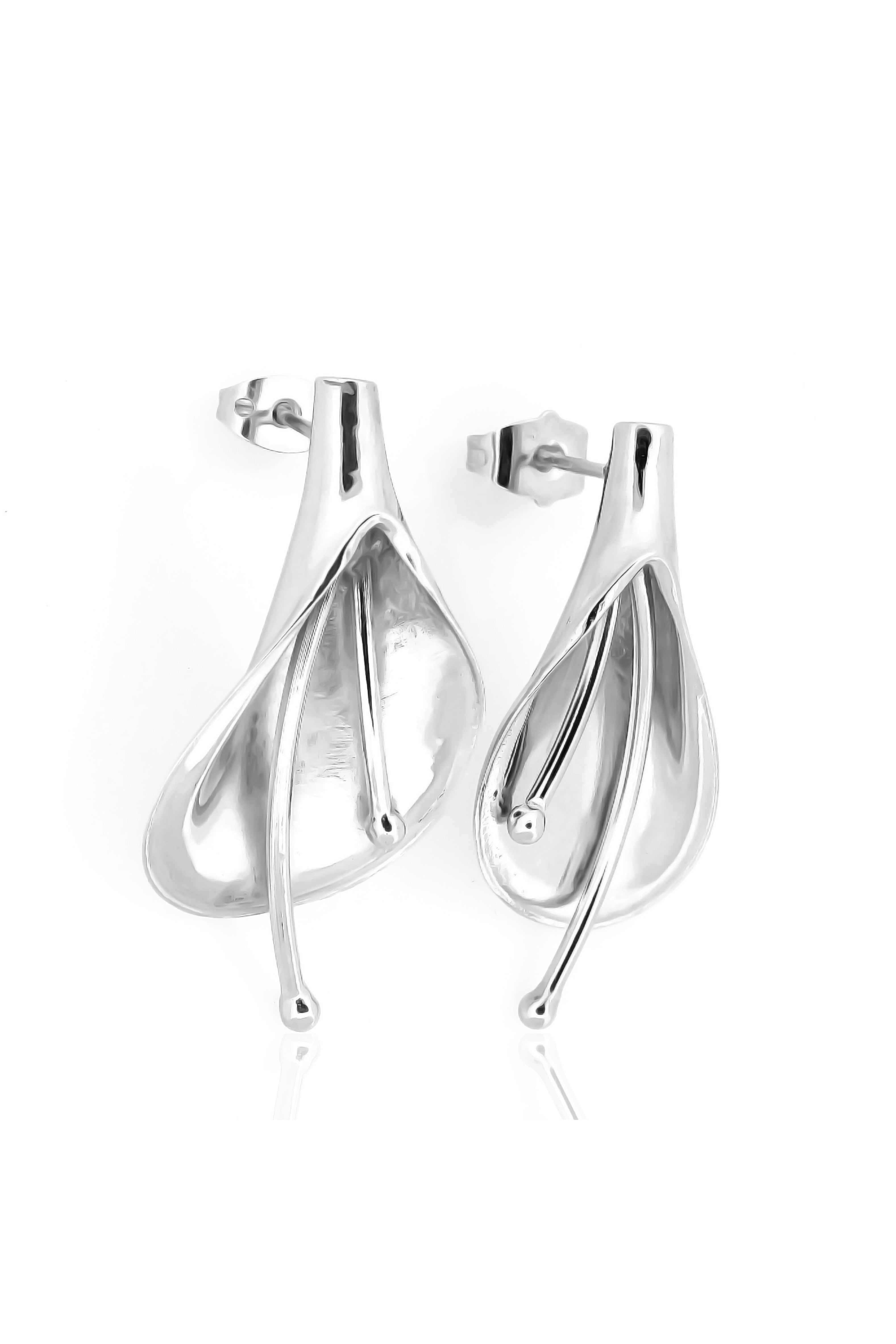 Calla Lily Stud Earrings